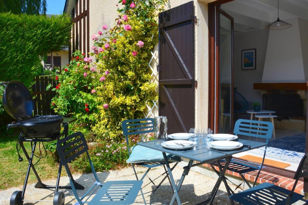 וילר-סור-מר Cottage With Large Garden 15 Minutes Walk From The Beach מראה חיצוני תמונה